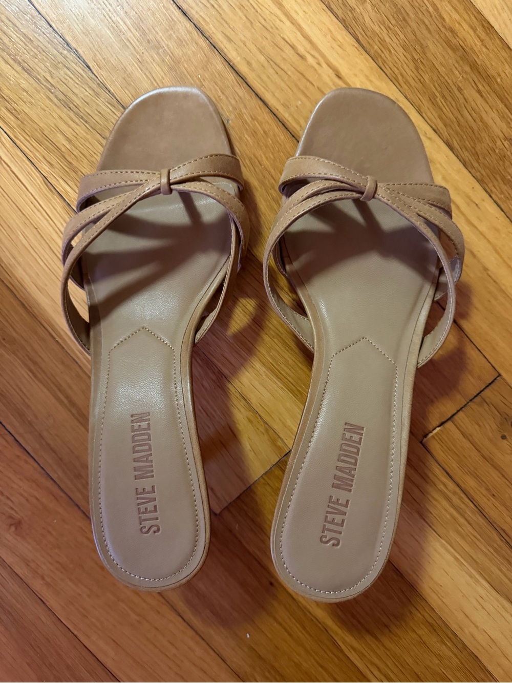 Steve Madden Tan Knotted Strap Kitten Heels - Picture 1 of 4